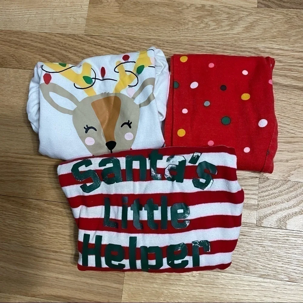Carter’s 3T Christmas Pajama Set Reindeer Santa